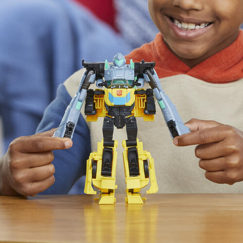 Transformers EarthSpark Cyber-Combiner Bumblebee and Mo Malto